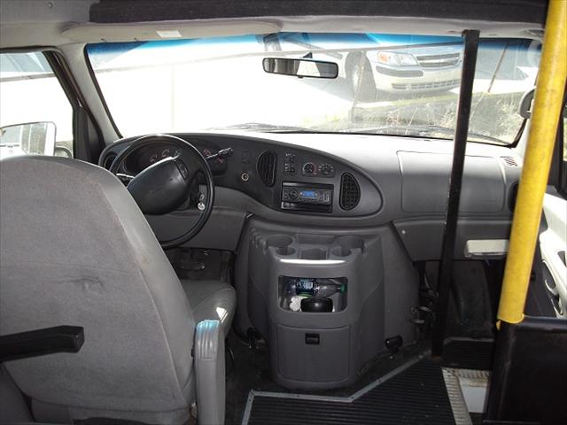 2000 Ford Econoline Unknown