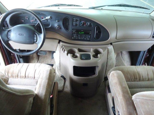 2000 Ford Econoline 4WD SLT