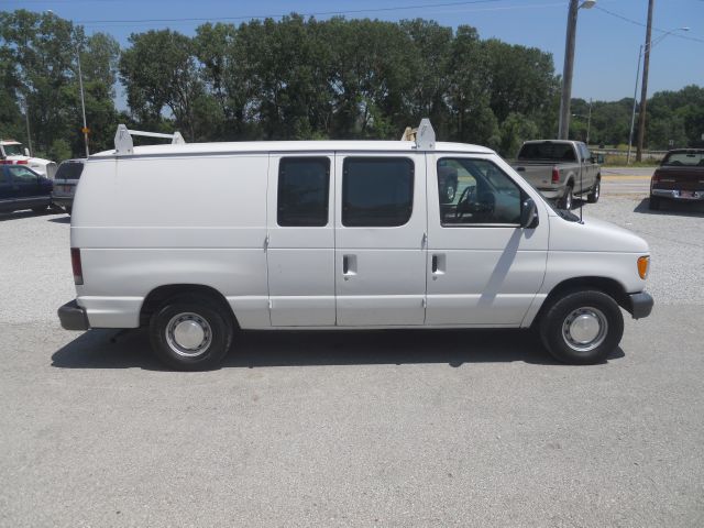2000 Ford Econoline 328 Ci