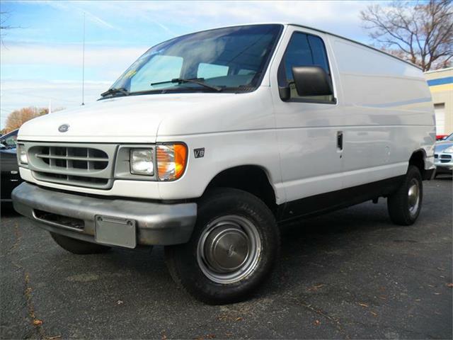 2000 Ford Econoline AWD Premium Plus