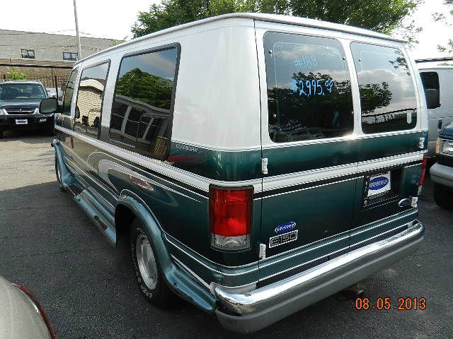 2000 Ford Econoline 328 Ci