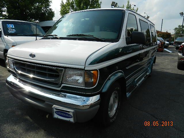 2000 Ford Econoline 328 Ci