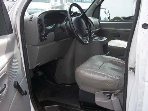 2001 Ford Econoline 328 Ci