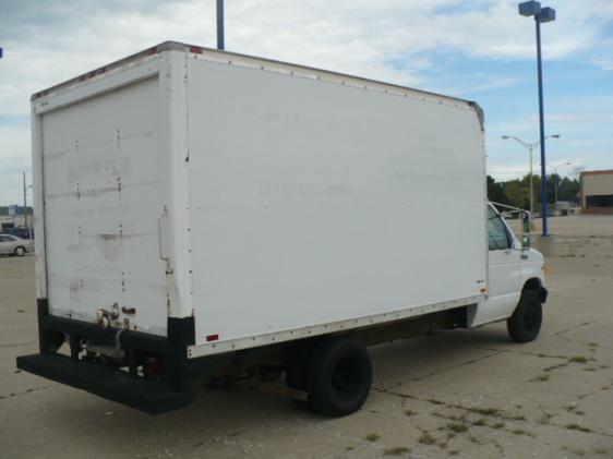 2001 Ford Econoline Base