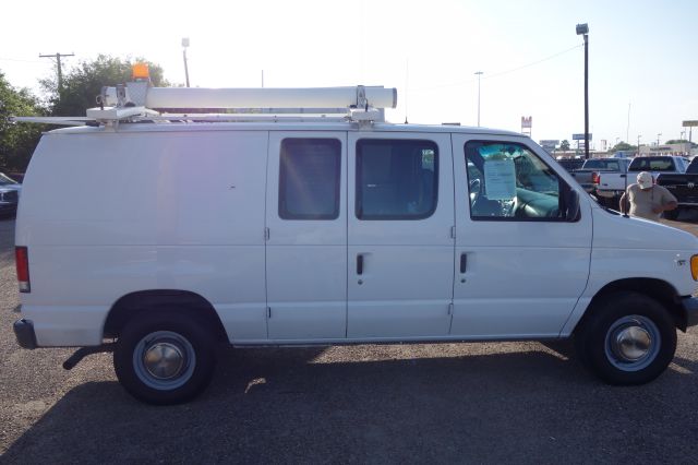 2001 Ford Econoline SLE 3rd Row Onstar4x4