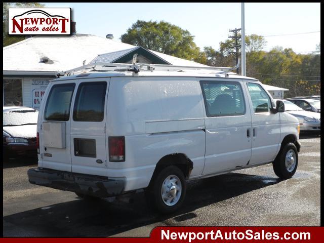 2001 Ford Econoline Unknown