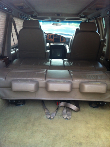 2001 Ford Econoline 328 Ci