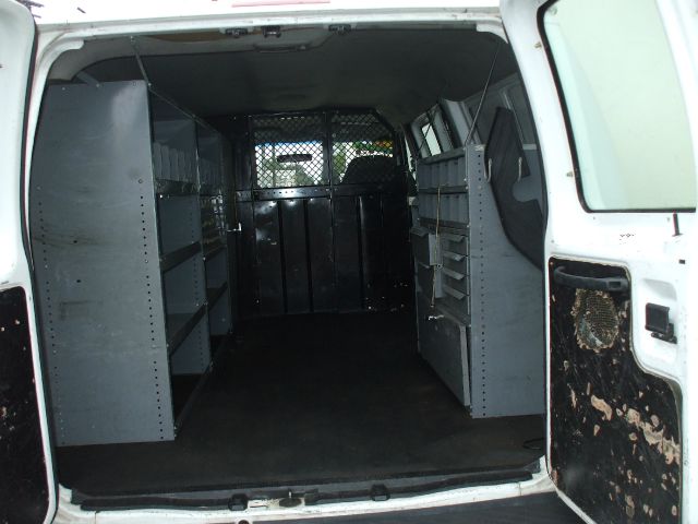2001 Ford Econoline 328 Ci