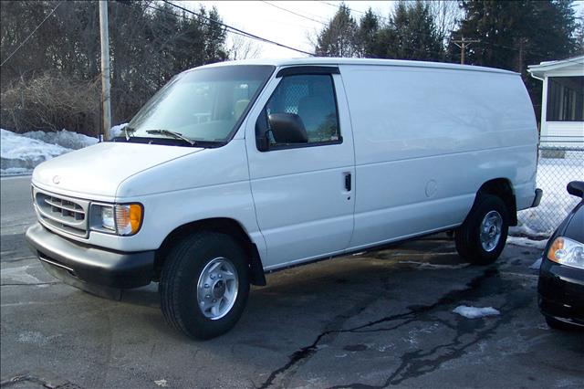 2002 Ford Econoline CREW XLT