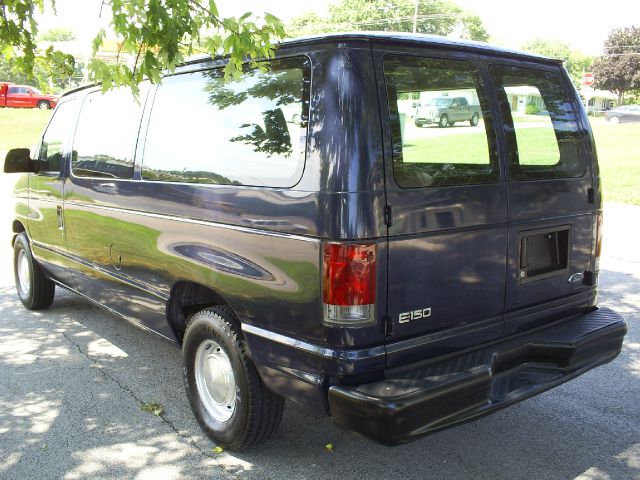 2002 Ford Econoline 328 Ci