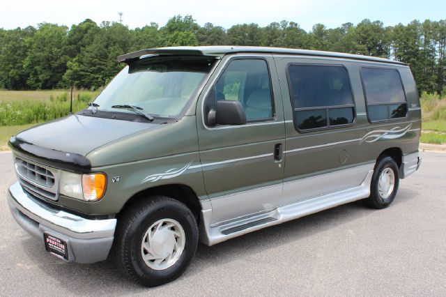 2002 Ford Econoline 328 Ci