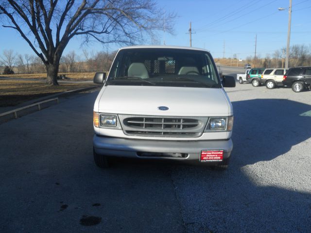 2002 Ford Econoline 328 Ci