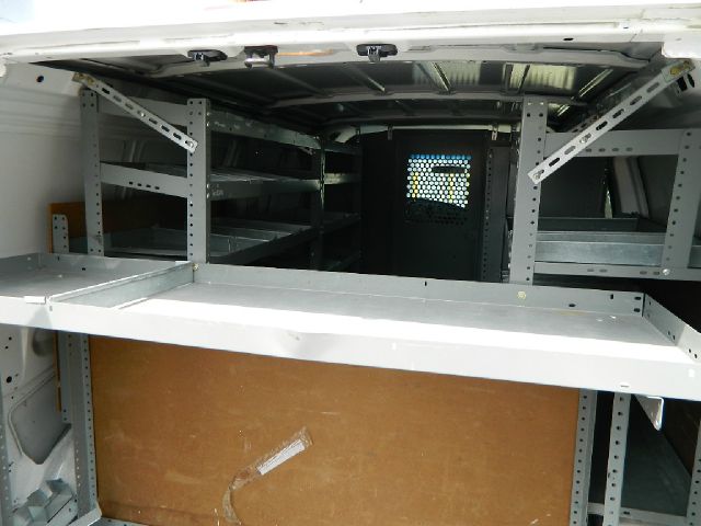 2003 Ford Econoline SE Truck