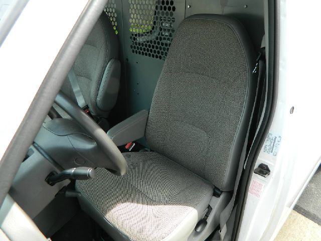 2003 Ford Econoline SE Truck