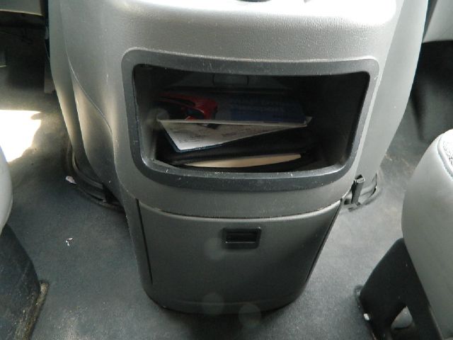 2003 Ford Econoline SE Truck