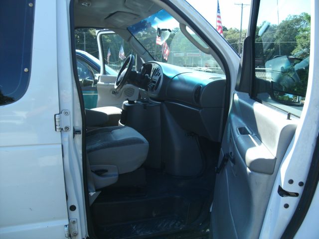 2003 Ford Econoline Awd-turbo