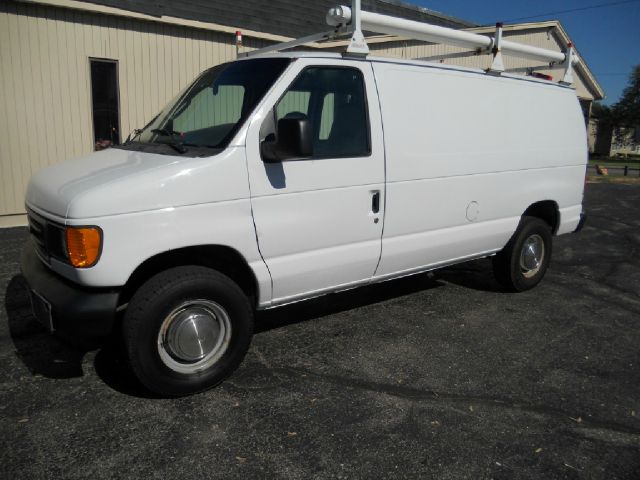 2003 Ford Econoline CREW XLT