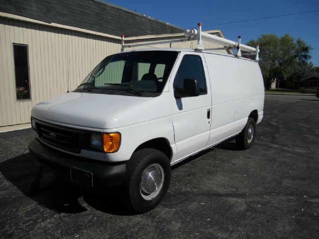 2003 Ford Econoline CREW XLT