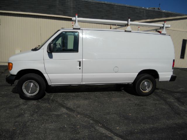 2003 Ford Econoline CREW XLT