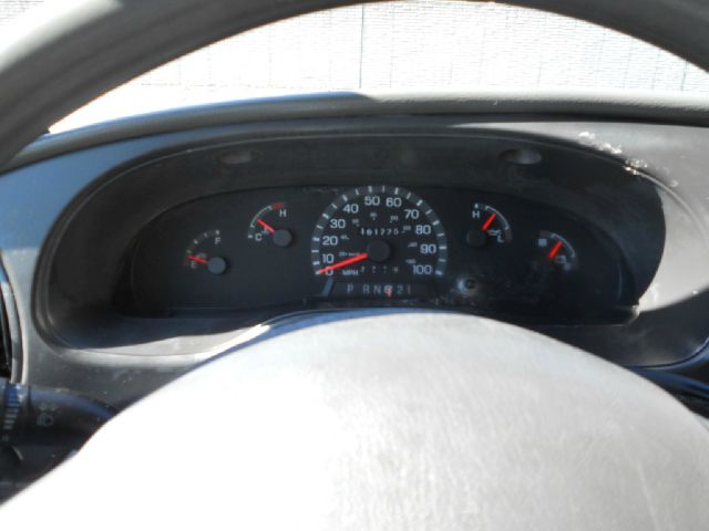 2003 Ford Econoline CREW XLT