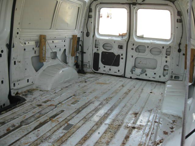 2003 Ford Econoline SE Truck