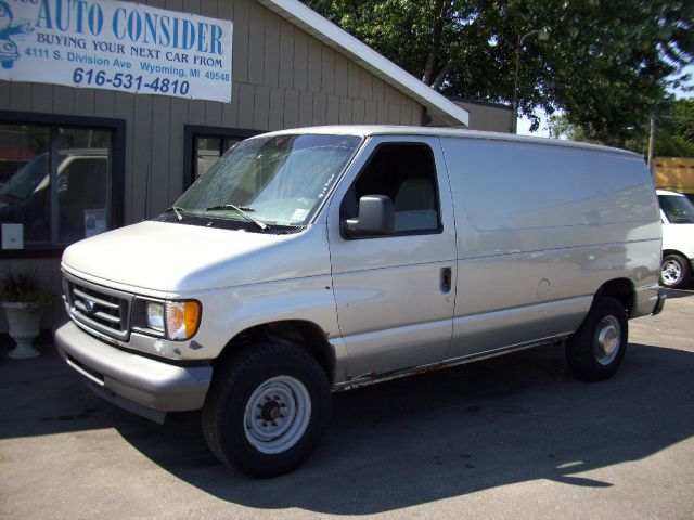 2003 Ford Econoline GT Deluxe Bullitt