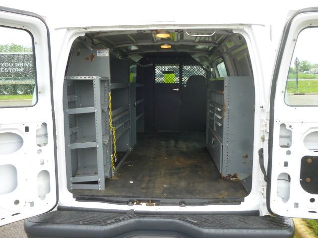2004 Ford Econoline Awd-turbo