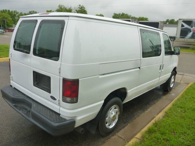 2004 Ford Econoline Awd-turbo