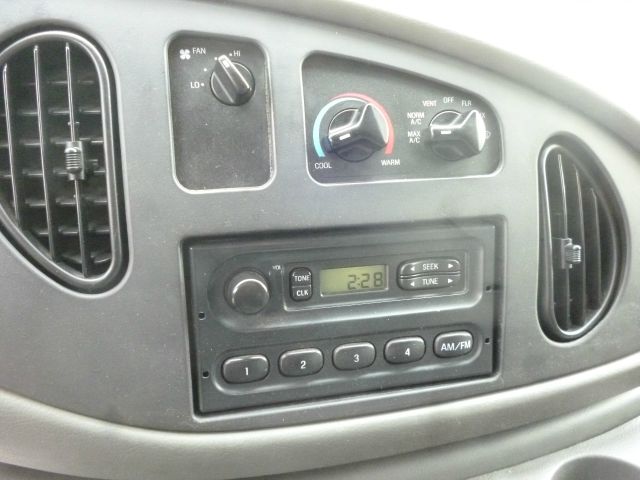 2004 Ford Econoline Awd-turbo