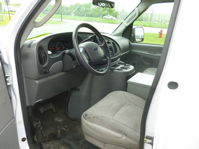 2004 Ford Econoline Awd-turbo
