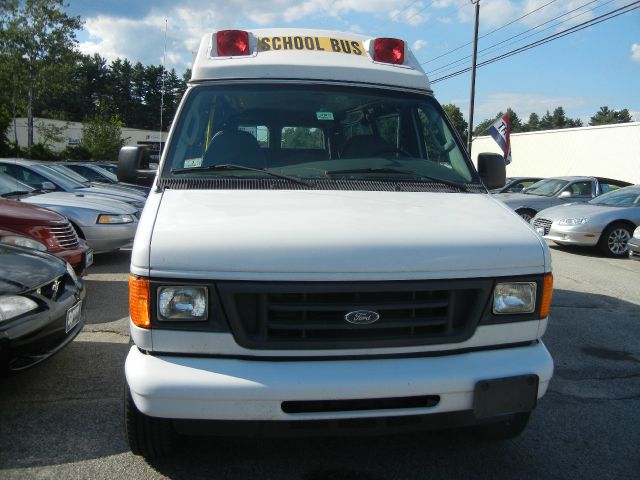 2004 Ford Econoline Awd-turbo