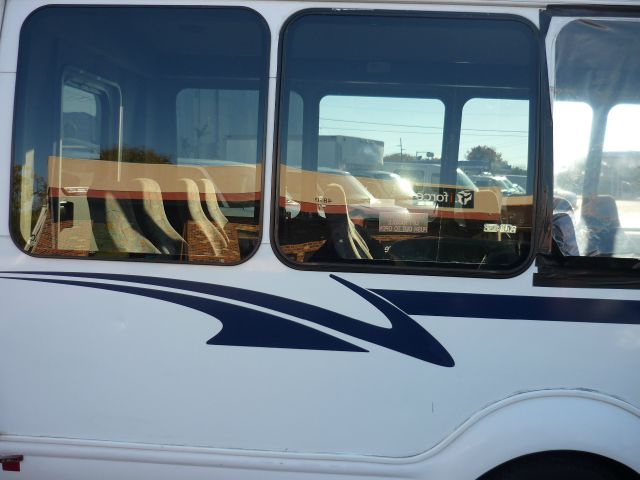 2004 Ford Econoline GT Deluxe Bullitt