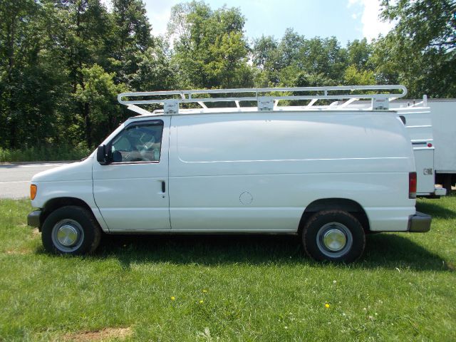 2004 Ford Econoline GT Deluxe Bullitt
