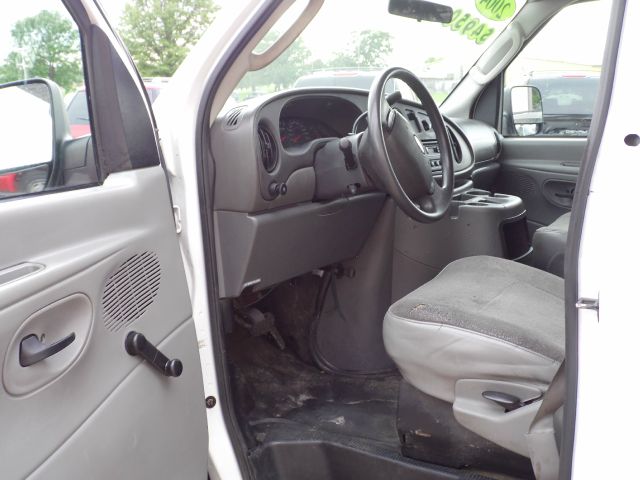 2004 Ford Econoline Awd-turbo