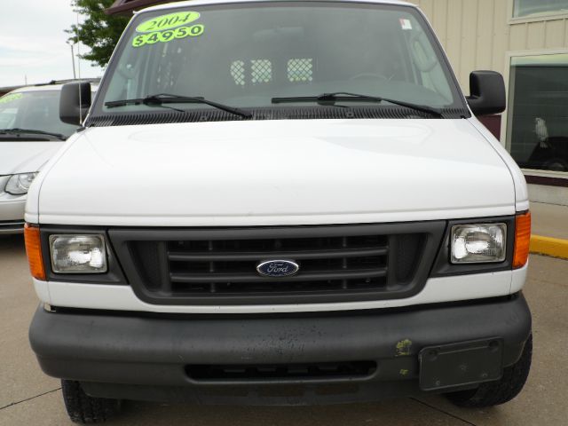 2004 Ford Econoline Awd-turbo