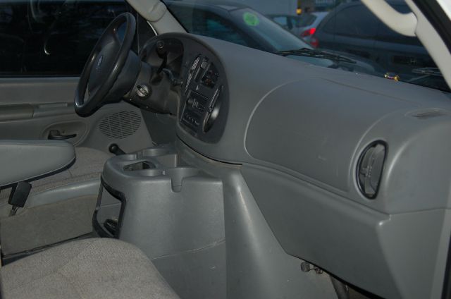 2004 Ford Econoline GT Deluxe Bullitt