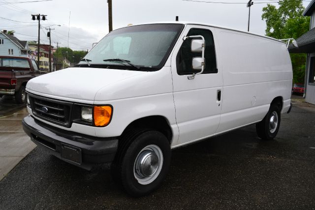 2004 Ford Econoline Awd-turbo