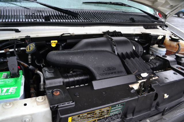 2004 Ford Econoline Awd-turbo
