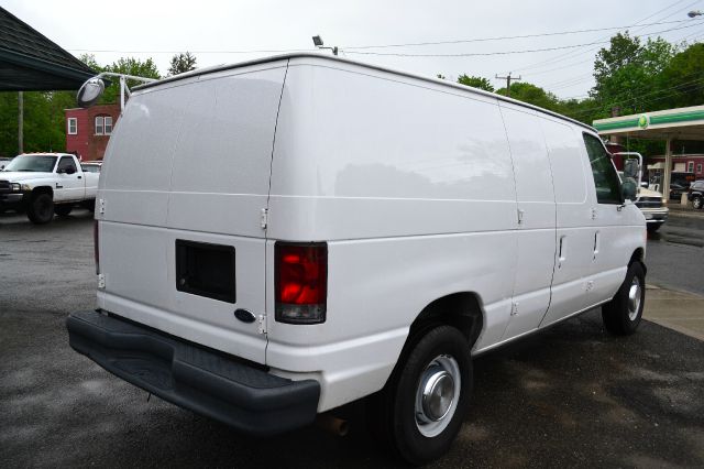 2004 Ford Econoline Awd-turbo