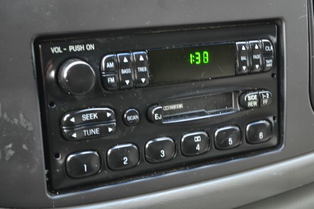 2004 Ford Econoline Awd-turbo