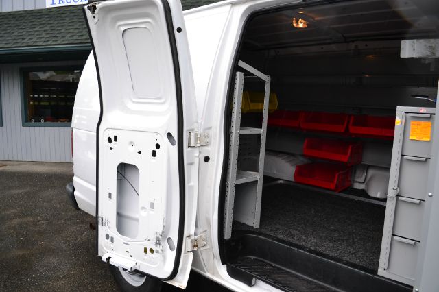 2004 Ford Econoline Awd-turbo