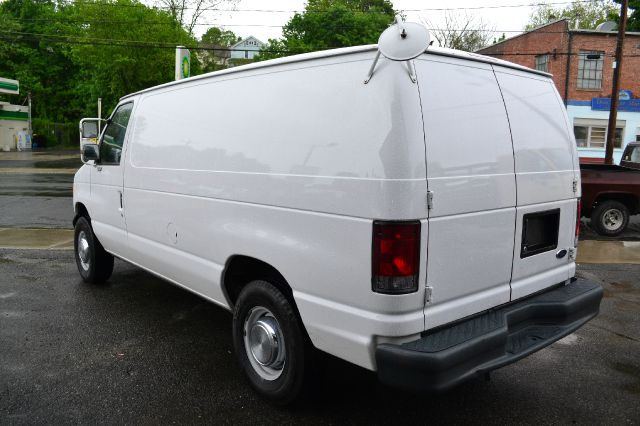 2004 Ford Econoline Awd-turbo