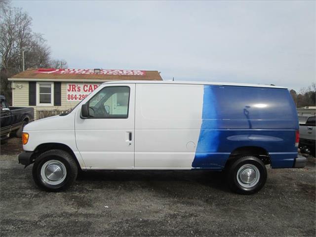 2004 Ford Econoline Unknown