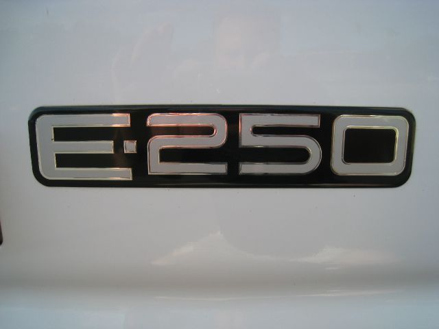 2004 Ford Econoline Awd-turbo