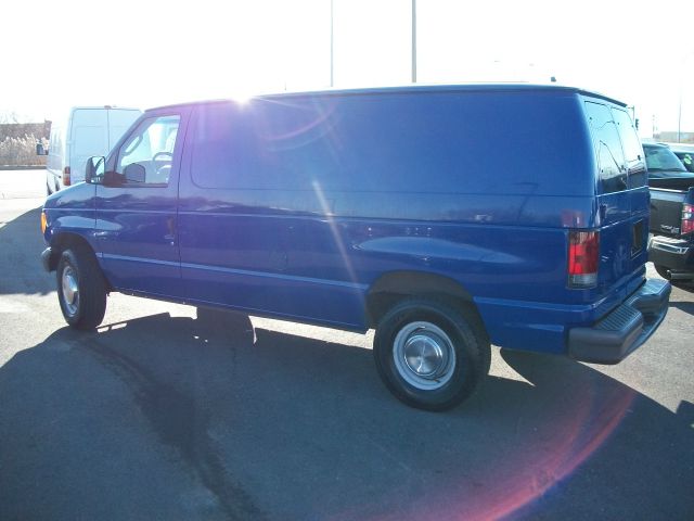 2004 Ford Econoline Awd-turbo
