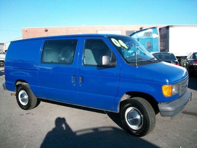 2004 Ford Econoline Awd-turbo