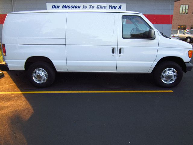 2005 Ford Econoline Sport 1.8 Liter Superchgd