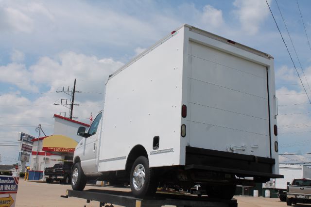 2005 Ford Econoline GT Deluxe Bullitt