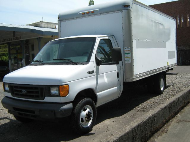 2005 Ford Econoline GT Deluxe Bullitt