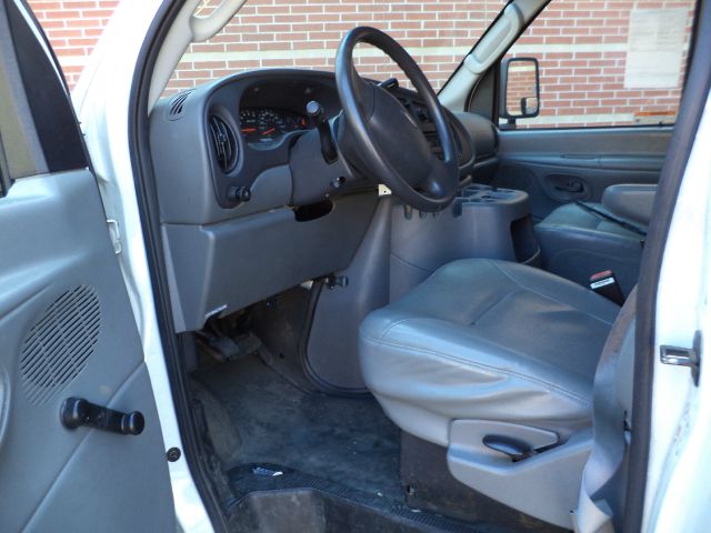 2005 Ford Econoline GT Deluxe Bullitt